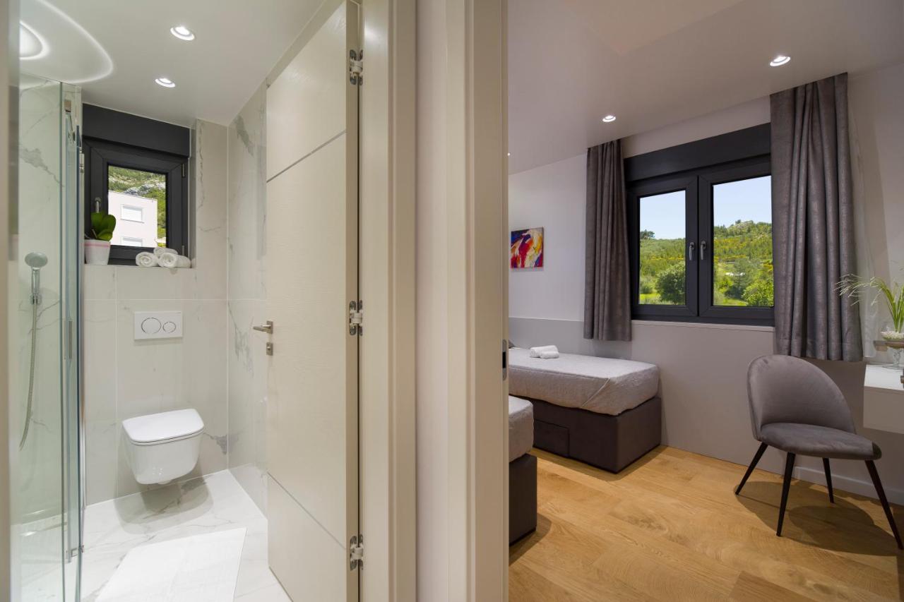 Villa In Promajna Ngoại thất bức ảnh